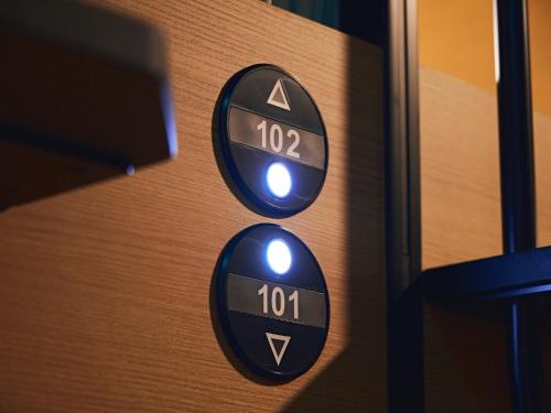 shijo guesthouse hive hostel