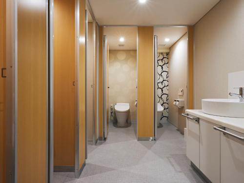 shijo guesthouse hive hostel