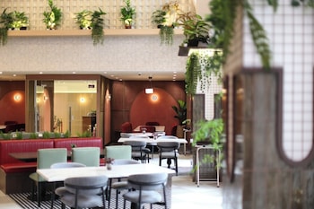 wright park hotel