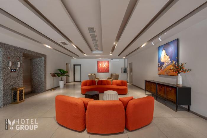 sazi parlia hotel free nails hairwash and airport