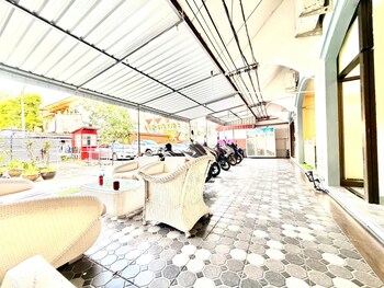 patong adventure residence