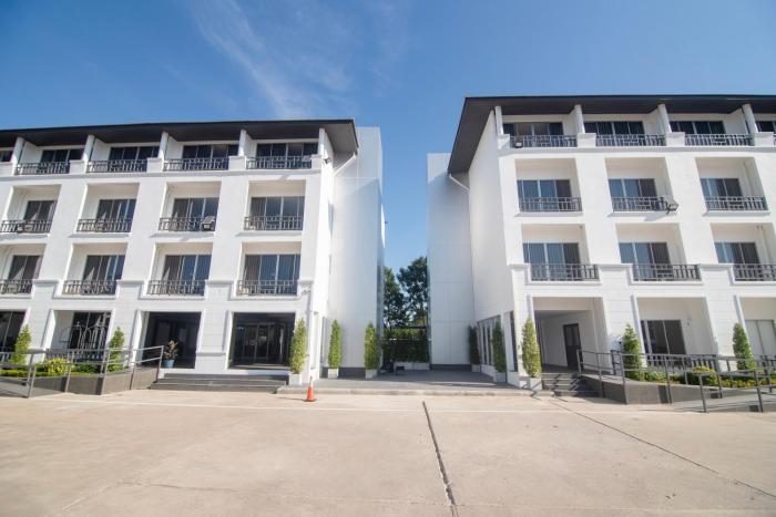 iu hotel don mueang airport