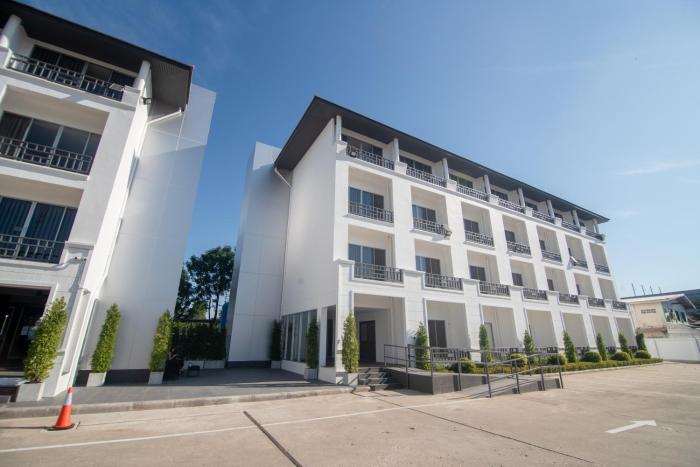 iu hotel don mueang airport