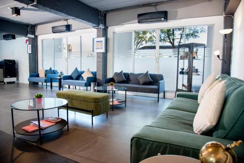 iu hotel don mueang airport