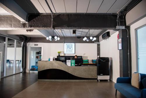 iu hotel don mueang airport