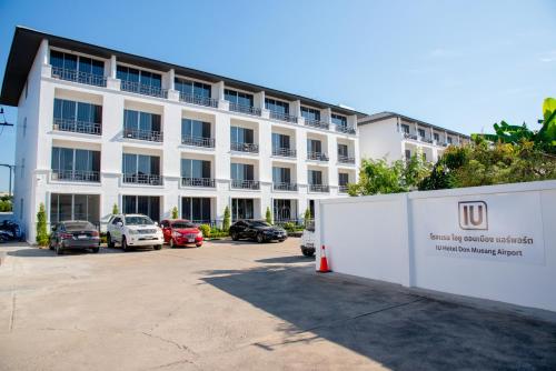 iu hotel don mueang airport