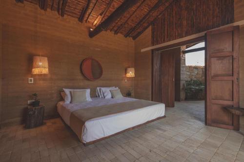 hotel ambil