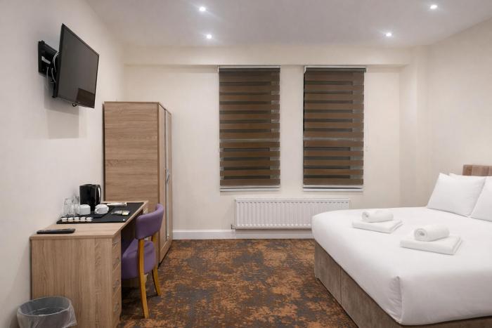 the miles arms hotel
