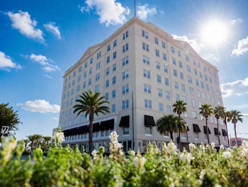 The Markham Hotel,,3 star