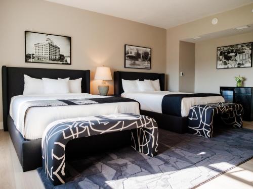 the markham hotel