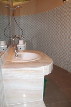 hotel toolbi