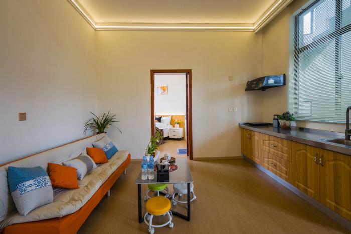 shangri la chenxia courtyard homestay