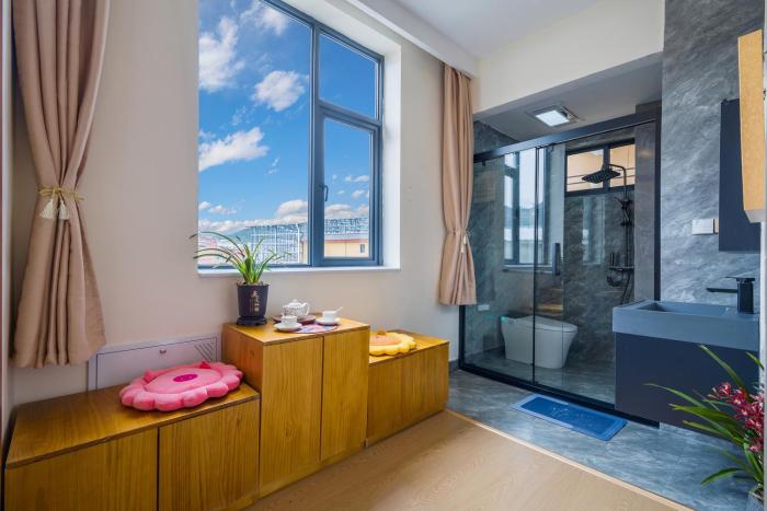 shangri la chenxia courtyard homestay