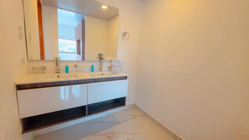 riviera hotel boutique