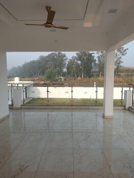 Shehnai Home's,,3 star