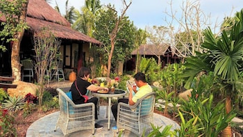 la lua resort ninh binh