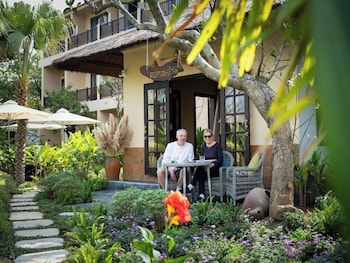 la lua resort ninh binh
