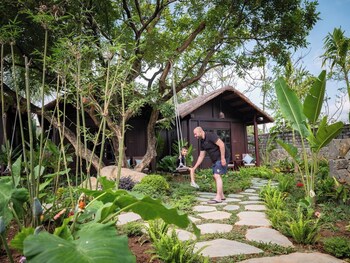 la lua resort ninh binh