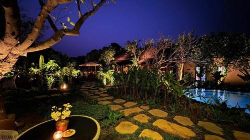 la lua resort ninh binh