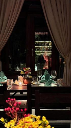 la lua resort ninh binh