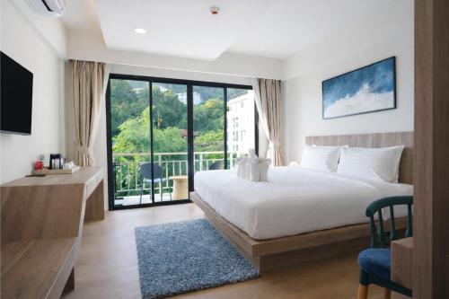 aqua maya phuket