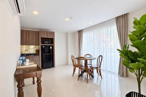 aqua maya phuket