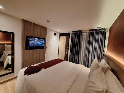portola tiara hotel meulaboh
