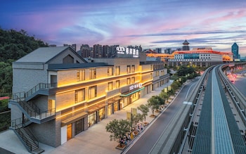 xana hotel guilin wuyue square branch