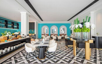 xana hotel guilin wuyue square branch
