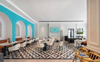 xana hotel guilin wuyue square branch