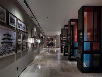 hutong moli hotel