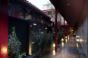 hutong moli hotel