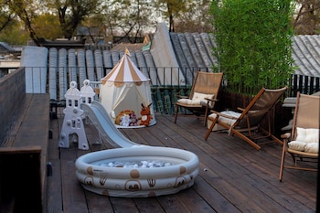 hutong moli hotel
