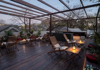 hutong moli hotel