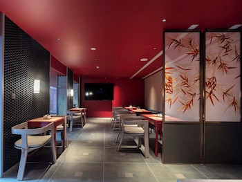 hutong moli hotel