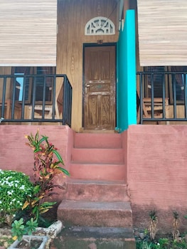Riswan Guest House,,2 star