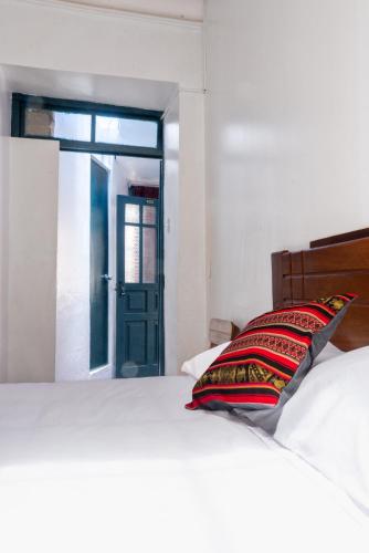 palace diaz inn