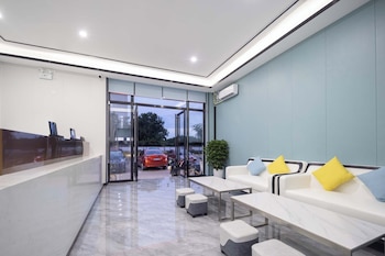 Sanya Guanhailou Hotel,,3 star