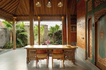 Agrapana Ubud Villa,,4 star