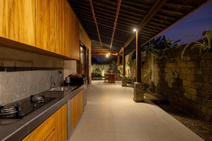 agrapana ubud villa