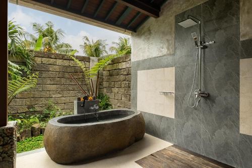 agrapana ubud villa