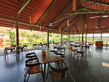 touchwood bliss resort igatpuri