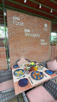 touchwood bliss resort igatpuri
