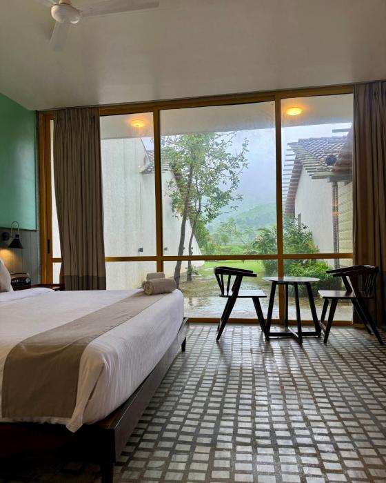 touchwood bliss resort igatpuri
