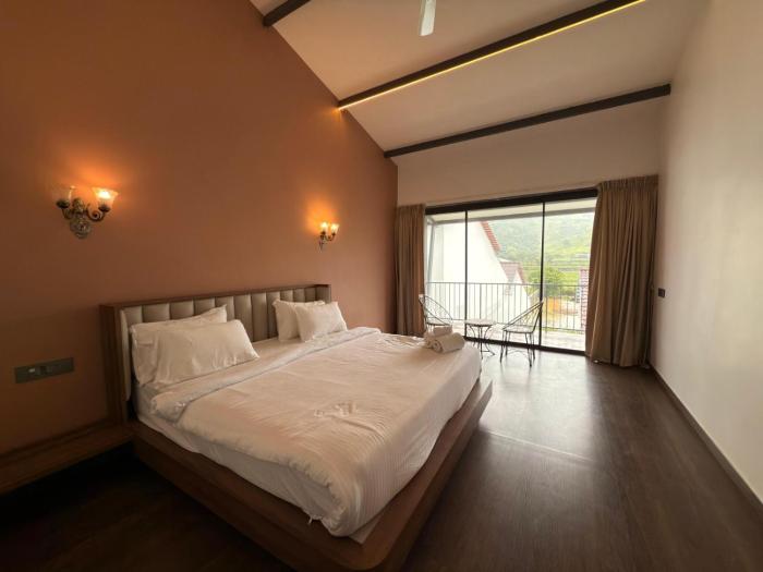 touchwood bliss resort igatpuri