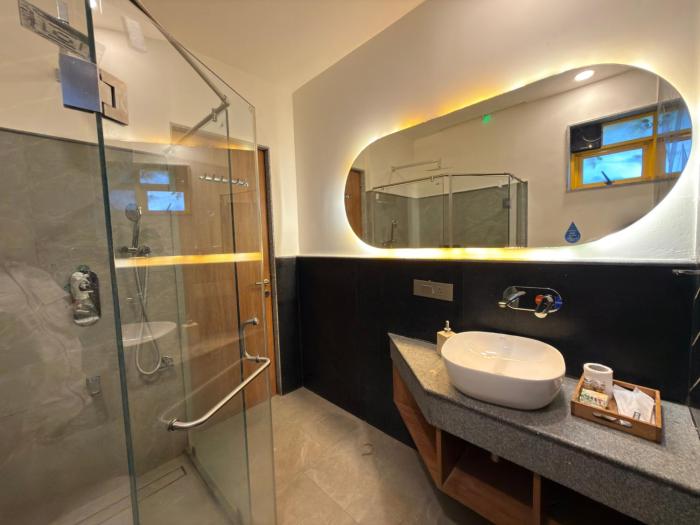 touchwood bliss resort igatpuri