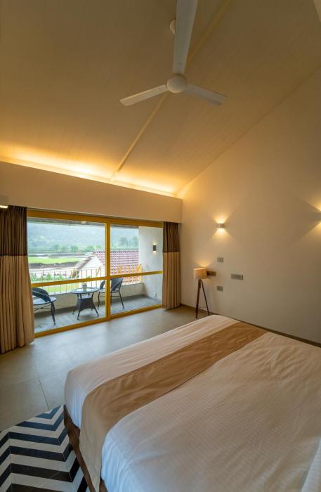 touchwood bliss resort igatpuri