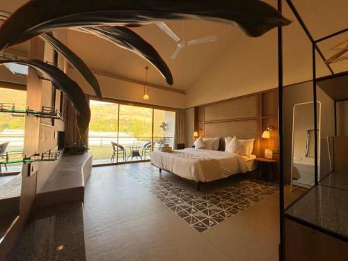 touchwood bliss resort igatpuri
