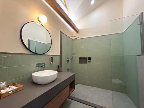 touchwood bliss resort igatpuri