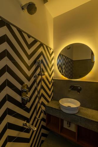 touchwood bliss resort igatpuri